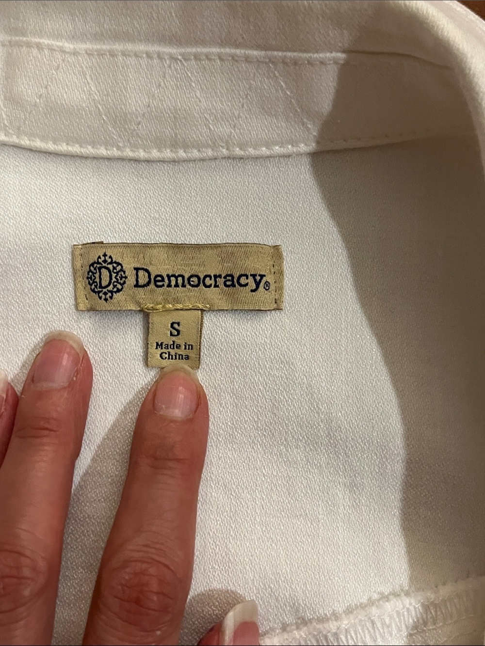 Democracy White Denim / Jean Jacket. 
4 pockets. 75% cotton. Stretchy. S - Picture 9 of 12